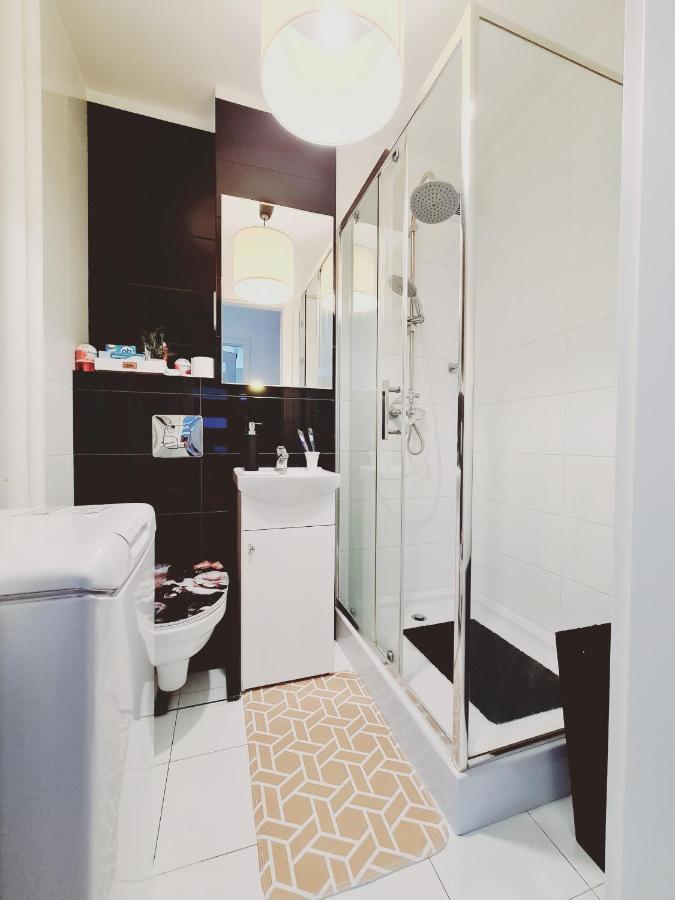 Apartament Centrum Jana Pawla II วอร์ซอ ภายนอก รูปภาพ