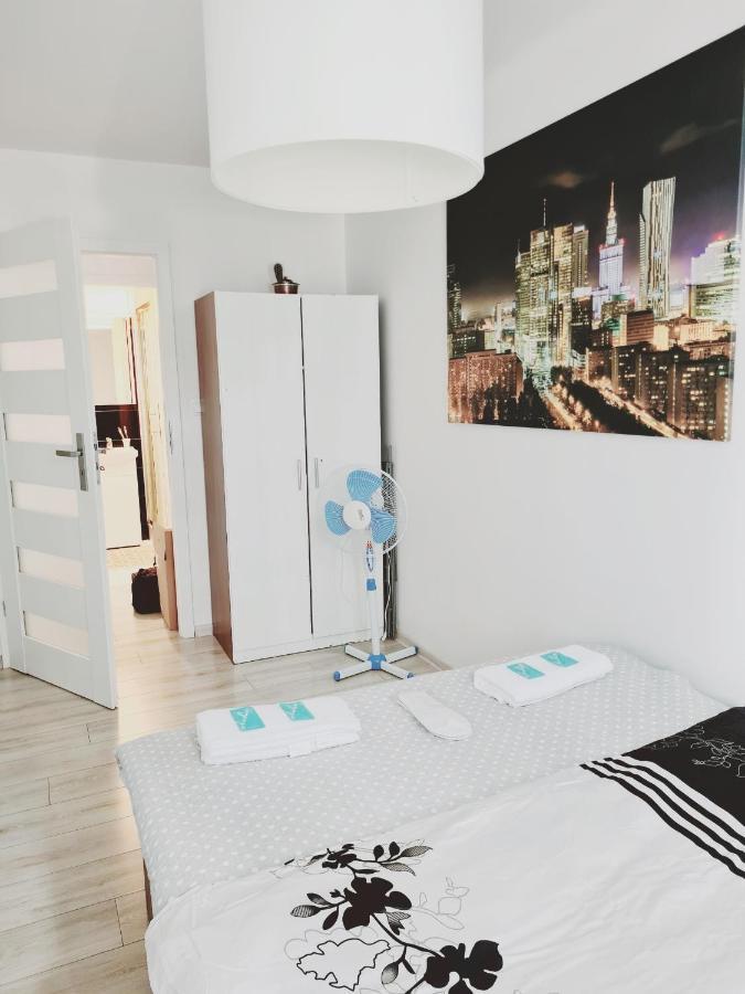 Apartament Centrum Jana Pawla II วอร์ซอ ภายนอก รูปภาพ