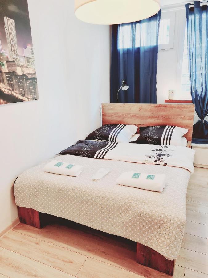 Apartament Centrum Jana Pawla II วอร์ซอ ภายนอก รูปภาพ