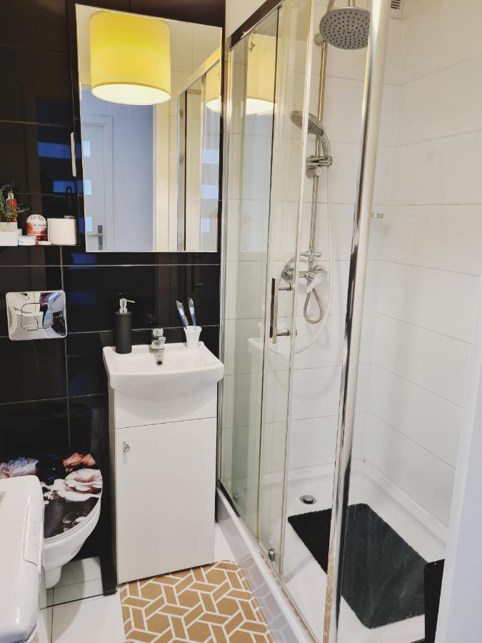 Apartament Centrum Jana Pawla II วอร์ซอ ภายนอก รูปภาพ